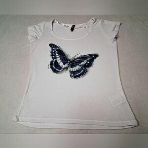 Chic White Butterfly Print Tee